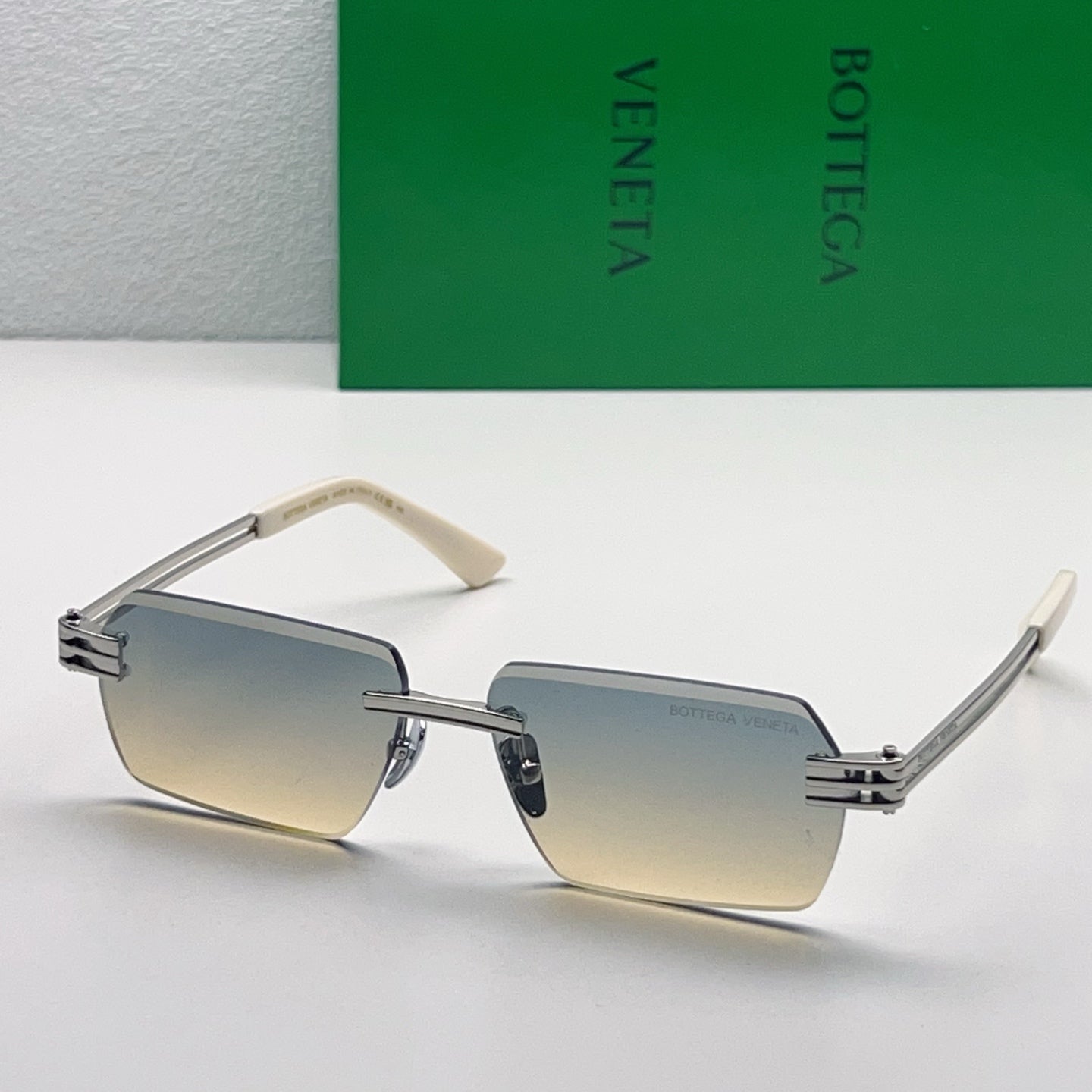 BV Sunglasses 130155